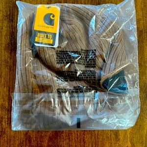 Carhartt brimmed beanie